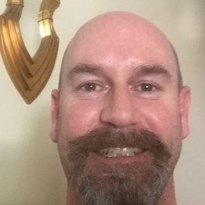 Meet your Posher, Dominic